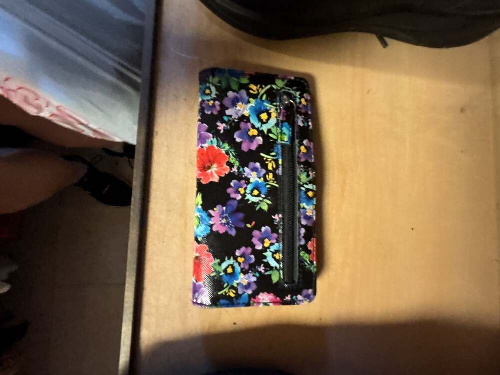 Buxton Ultimate Organizer Wallet in Black Floral Print